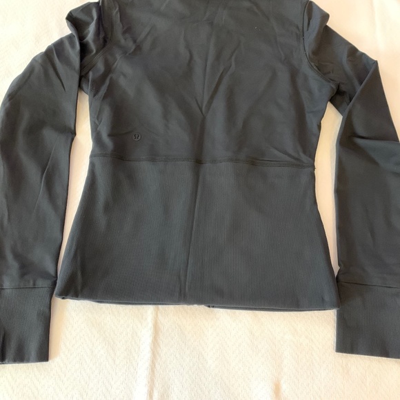 Lululemon Dance Studio Reversible Jacket, Size 4, Black (RARE) - Picture 10 of 16